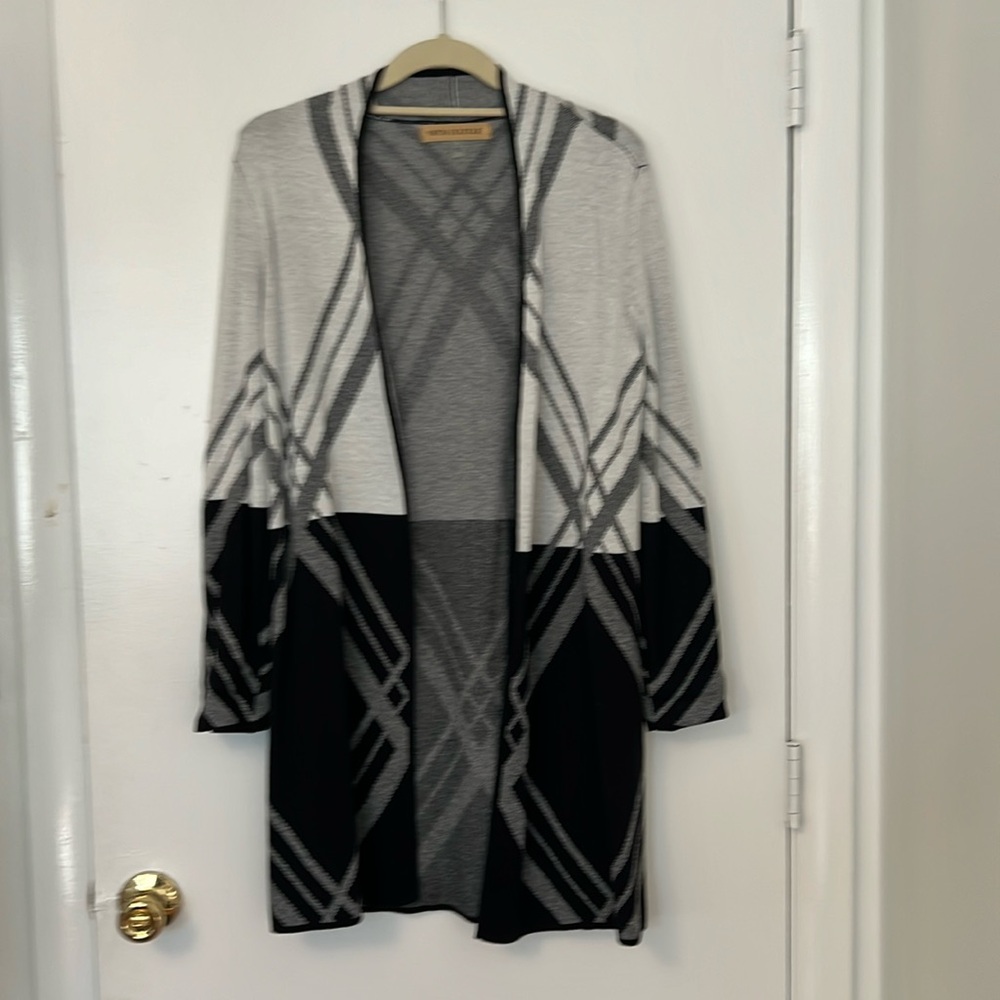 Nipon boutique sweater size small